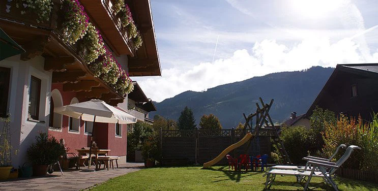 Appartements Haus Anneliese Mühlbach / Hochkönig Home